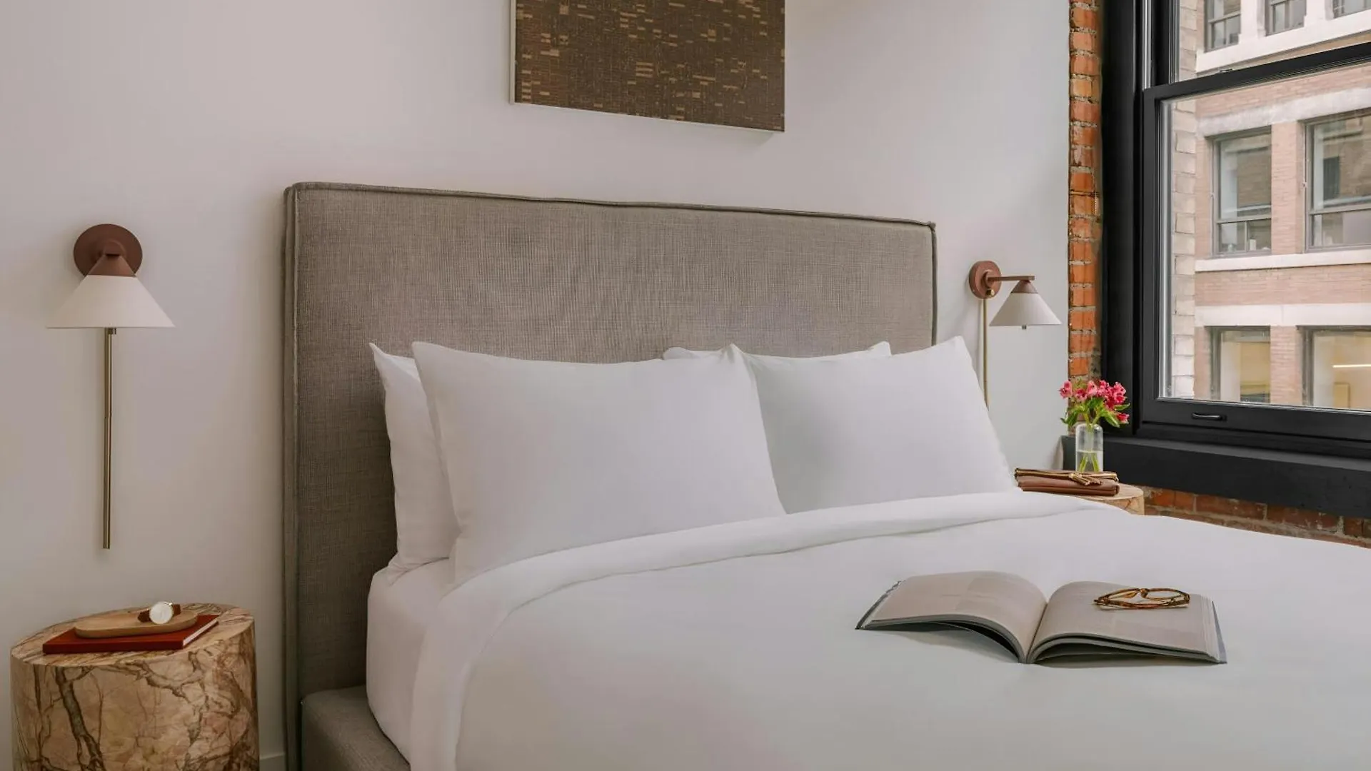 Sonder By Marriott Bonvoy Apollon Apartments Old Montreal Canada