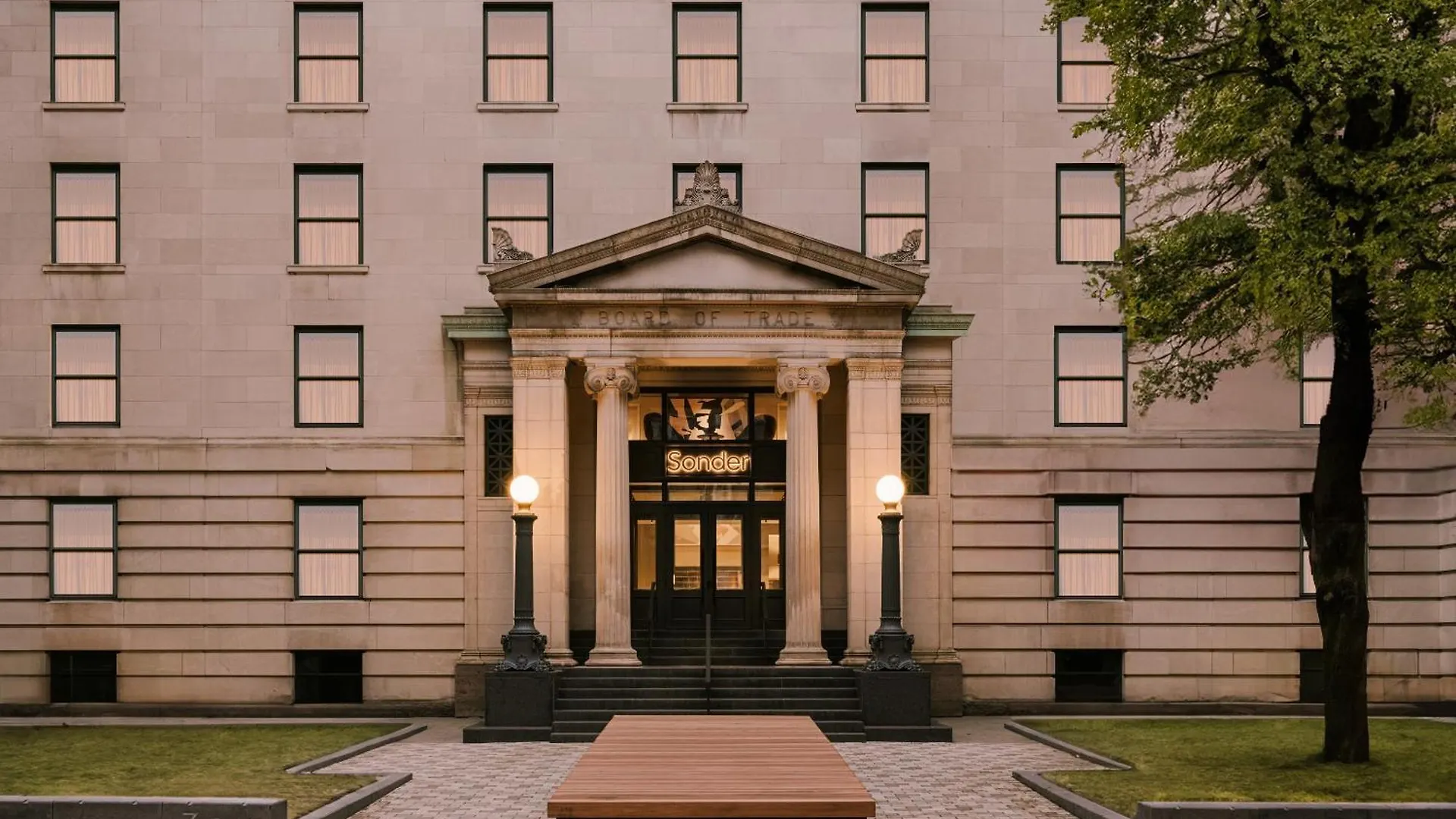 Sonder By Marriott Bonvoy Apollon Apartments Old Montreal