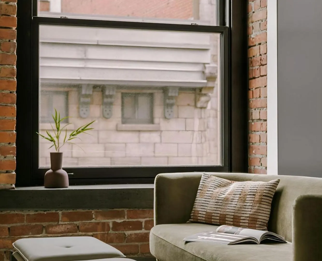 Sonder By Marriott Bonvoy Apollon Apartments Old Montreal 4*,  Canada