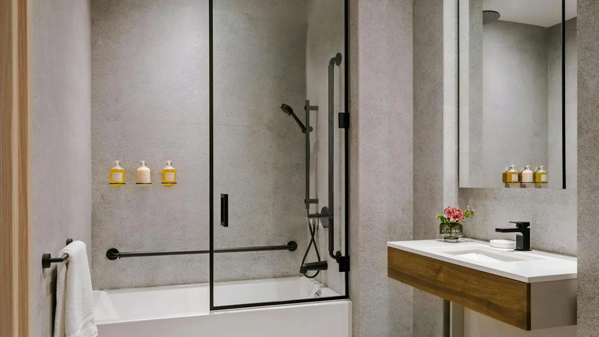 Sonder By Marriott Bonvoy Apollon Apartments Old Montreal